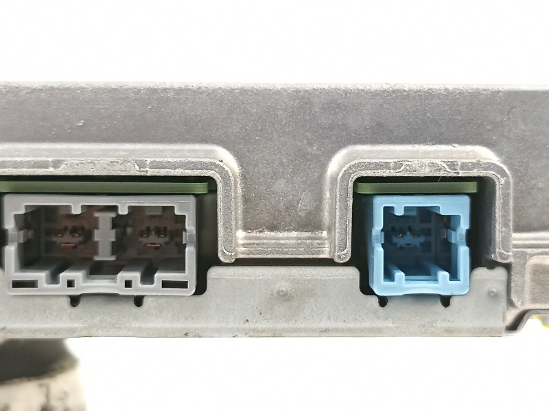 Recambio de modulo electronico para toyota rav 4 advance hybrid referencia OEM IAM 8684006041  