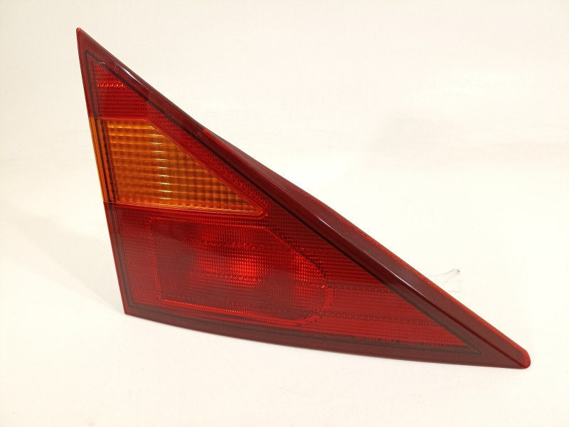 Recambio de piloto trasero izquierdo para ssangyong rodius xdi referencia OEM IAM 8360121403 A0449351157 