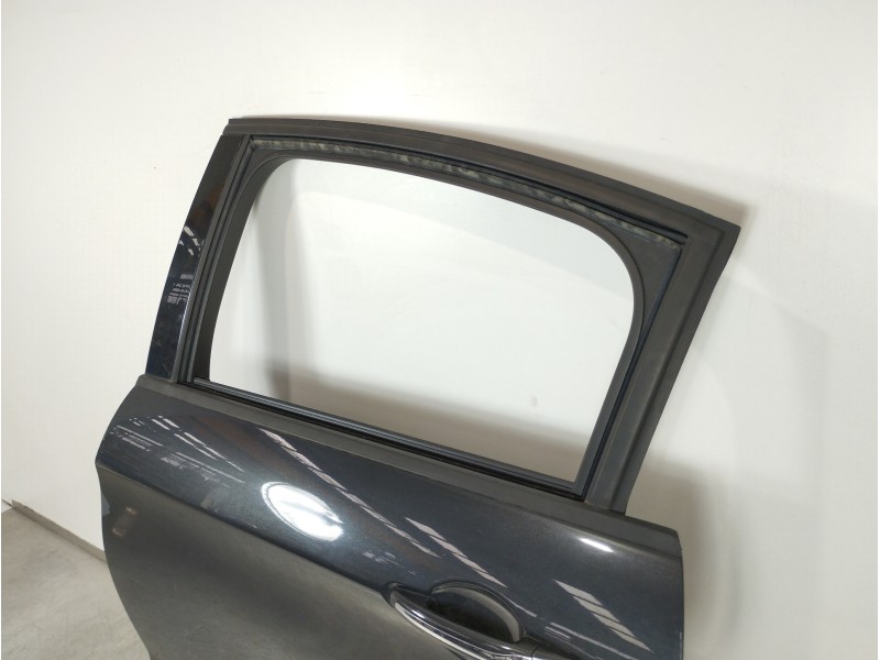 Recambio de puerta trasera izquierda para citroën c5 berlina exclusive referencia OEM IAM 9006L4  