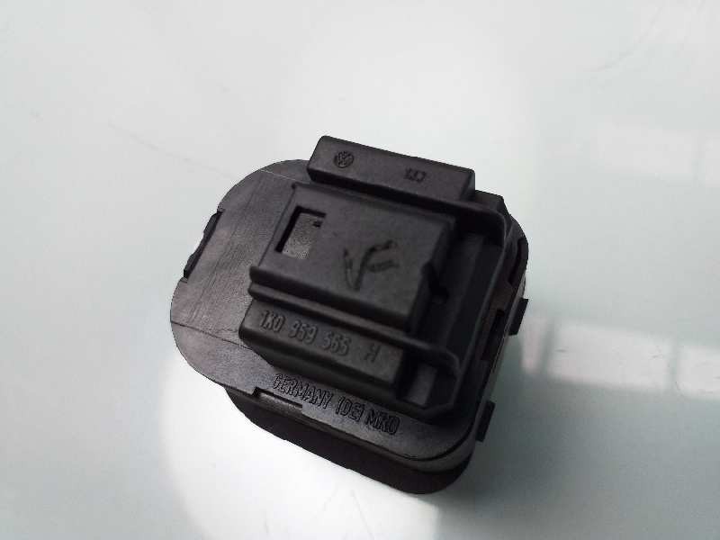 Recambio de mando retrovisor para volkswagen golf v berlina (1k1) sportline referencia OEM IAM 1K0959565H  