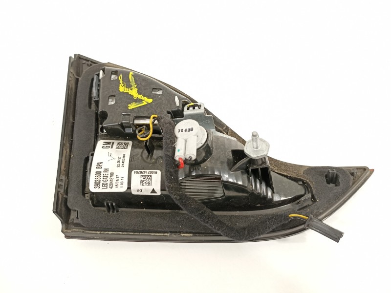 Recambio de piloto trasero derecho para opel zafira (c) excellence start/stop referencia OEM IAM 39028600  