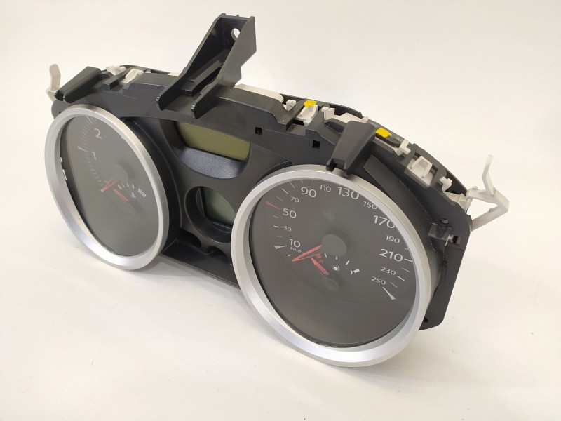 Recambio de cuadro instrumentos para renault megane ii classic berlina confort dynamique referencia OEM IAM 8200408798D  