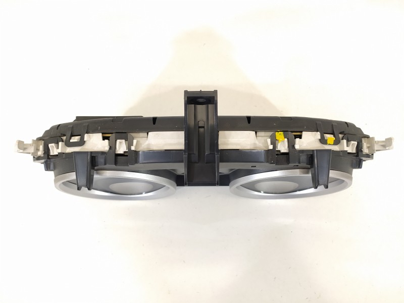 Recambio de cuadro instrumentos para renault megane ii classic berlina confort dynamique referencia OEM IAM 8200408798D  