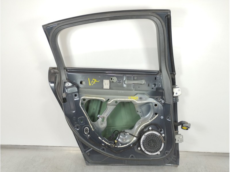 Recambio de puerta trasera izquierda para citroën c5 berlina exclusive referencia OEM IAM 9006L4  