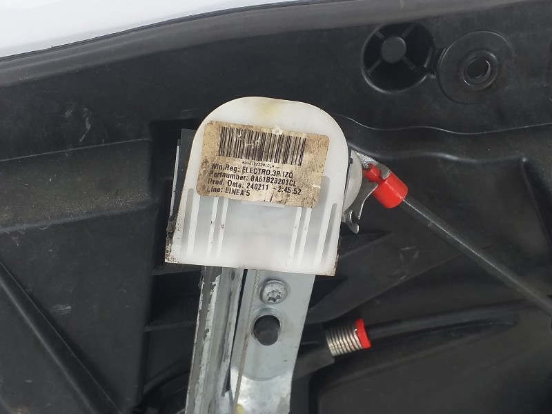 Recambio de elevalunas delantero izquierdo para ford fiesta (cb1) 1.6 tdci cat referencia OEM IAM 8A61B045H17AH 8A6114A389B 