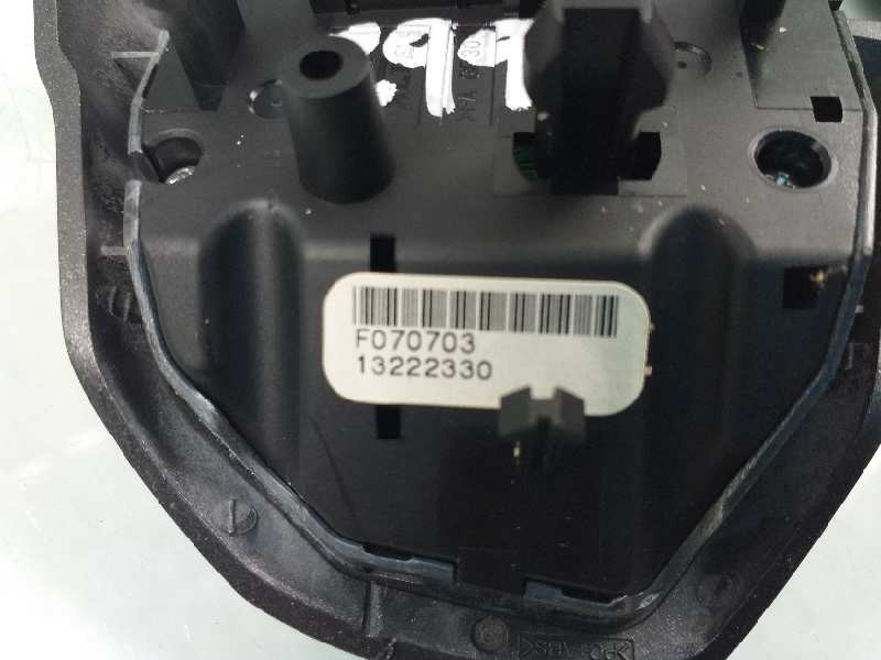 Recambio de mando volante para opel corsa d enjoy referencia OEM IAM 13222330  