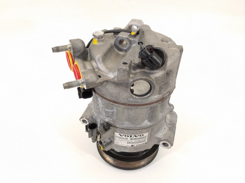 Recambio de compresor aire acondicionado para volvo xc60 kinetic 2wd referencia OEM IAM 31332528 030647025B4 