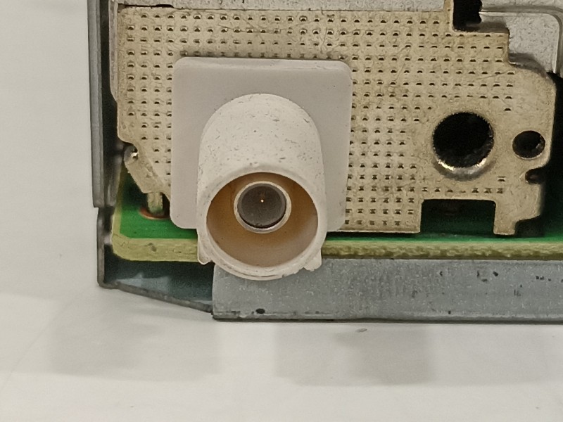 Recambio de sistema audio / radio cd para renault megane iii berlina 5 p dynamique referencia OEM IAM 281150023R  