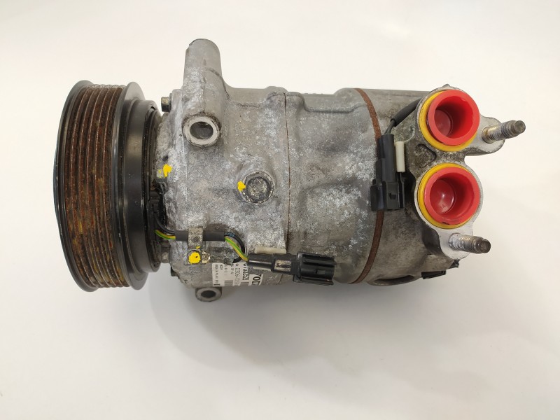 Recambio de compresor aire acondicionado para volvo xc60 kinetic 2wd referencia OEM IAM 31332528 030647025B4 