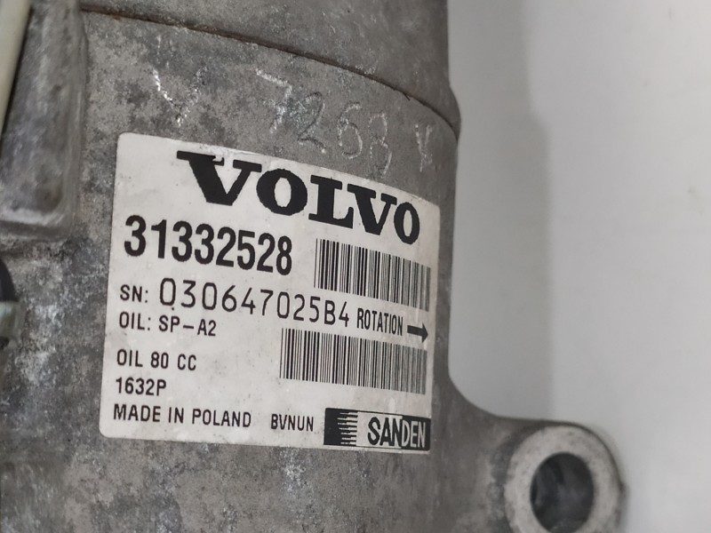 Recambio de compresor aire acondicionado para volvo xc60 kinetic 2wd referencia OEM IAM 31332528 030647025B4 