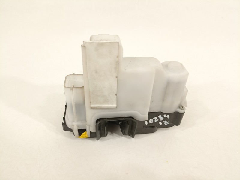 Recambio de cerradura puerta delantera izquierda para fiat 500 abarth referencia OEM IAM 51935115  