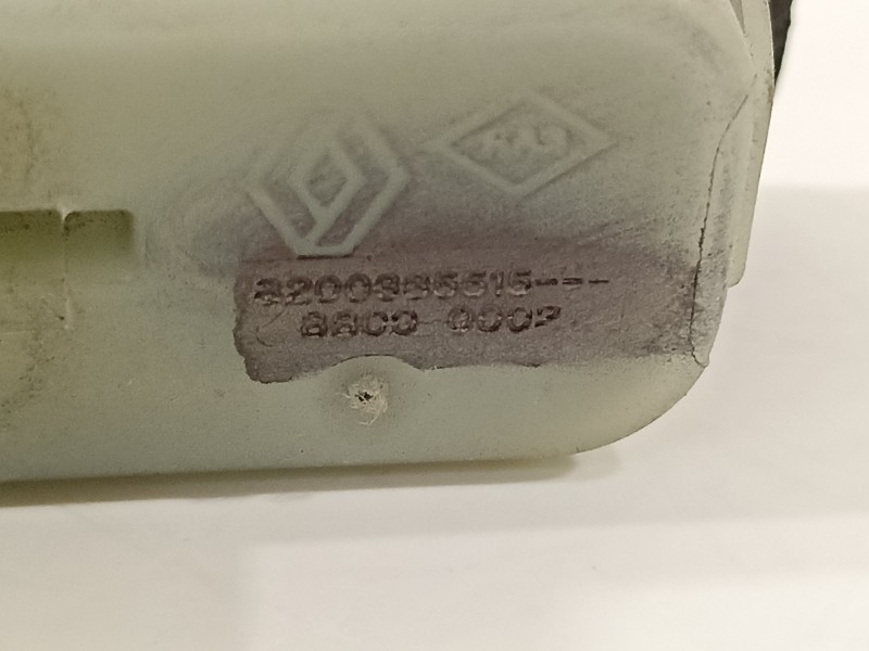 Recambio de maneta exterior porton para renault megane iii berlina 5 p dynamique referencia OEM IAM 8200385515  