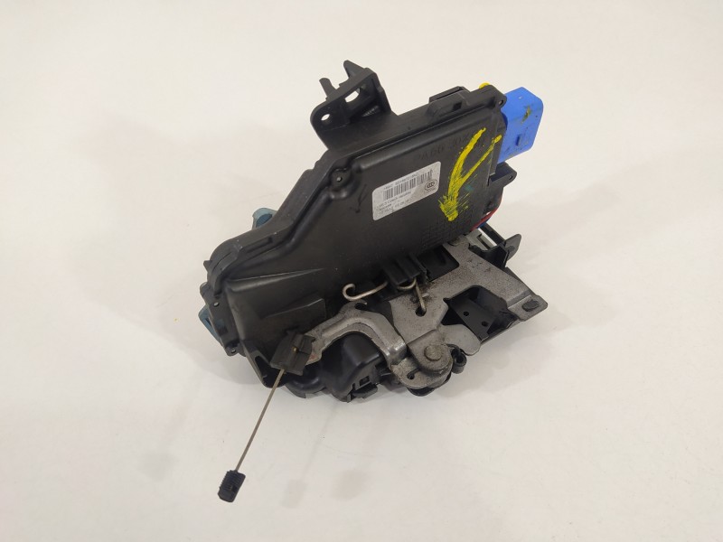 Recambio de cerradura puerta delantera derecha para skoda octavia berlina (1z3) family referencia OEM IAM 3D1837016AC  