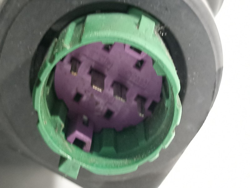 Recambio de faro derecho para fiat 500 abarth referencia OEM IAM 51786771 45520711 