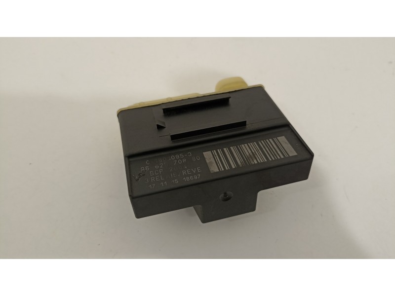 Recambio de caja precalentamiento para peugeot 308 access referencia OEM IAM 9662570880  