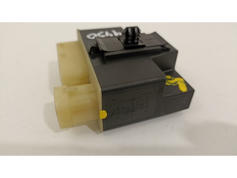 Recambio de caja precalentamiento para peugeot 308 access referencia OEM IAM 9662570880  