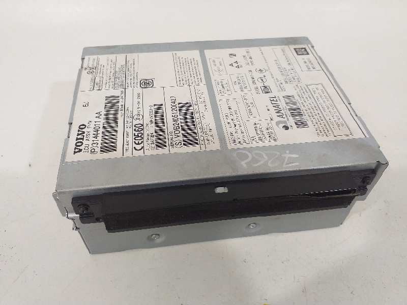 Recambio de sistema navegacion gps para volvo xc60 kinetic 2wd referencia OEM IAM 31444011  