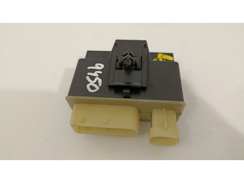 Recambio de caja precalentamiento para peugeot 308 access referencia OEM IAM 9662570880  