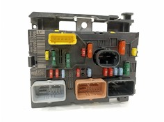 Recambio de caja reles / fusibles para peugeot 207 sport referencia OEM IAM 9661086980  