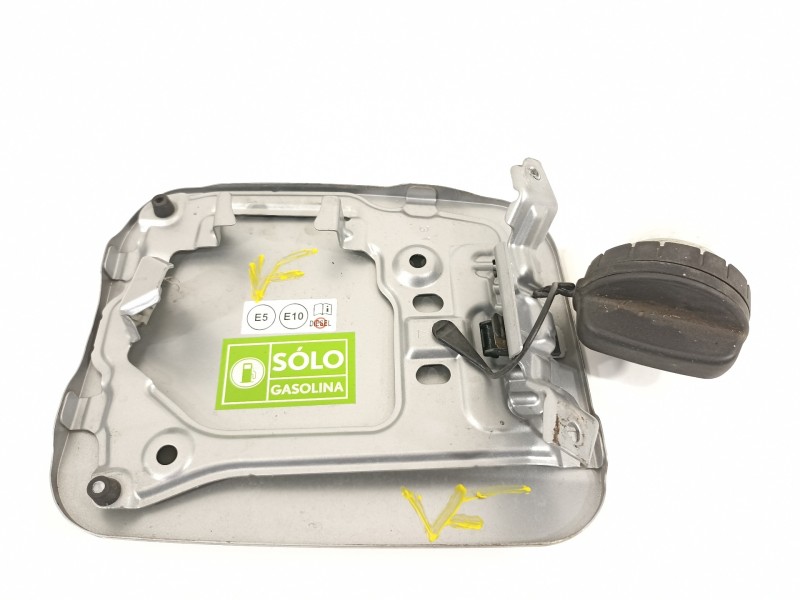 Recambio de tapa exterior combustible para toyota rav 4 advance hybrid referencia OEM IAM   