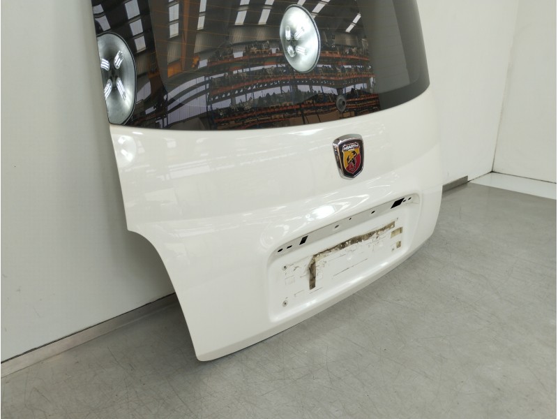 Recambio de porton trasero para fiat 500 abarth referencia OEM IAM   