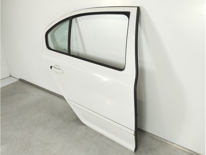 Recambio de puerta trasera derecha para skoda octavia berlina (1z3) family referencia OEM IAM   