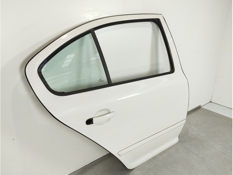 Recambio de puerta trasera derecha para skoda octavia berlina (1z3) family referencia OEM IAM   