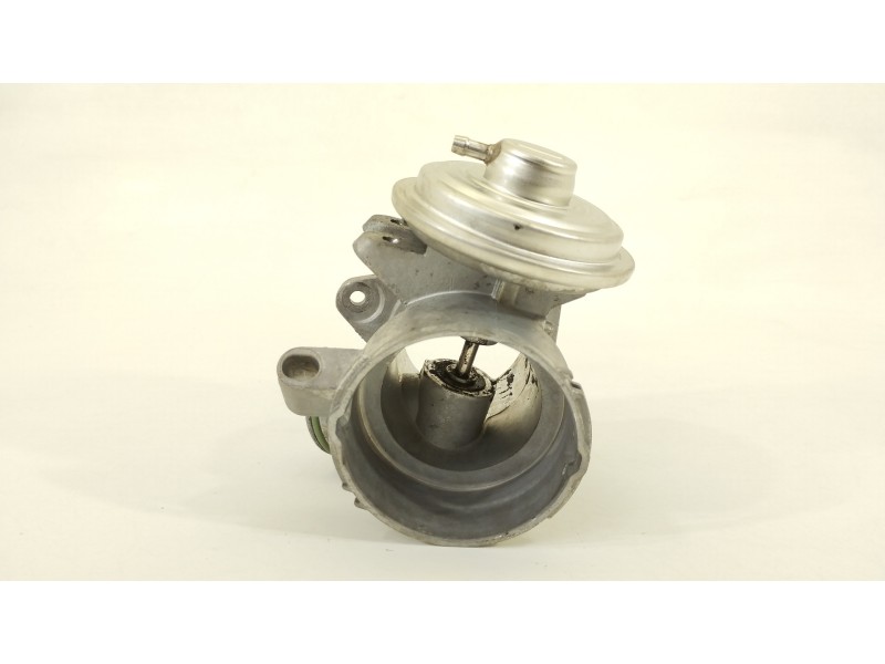 Recambio de valvula egr para mercedes-benz clase m (w163) 270 cdi (163.113) referencia OEM IAM A6110900554  