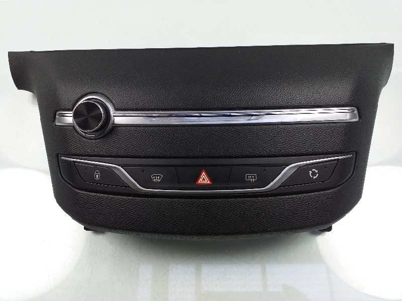 Recambio de mando multifuncion para peugeot 308 sw allure referencia OEM IAM 96777660ZD  