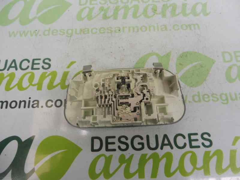 Recambio de luz interior para peugeot 308 gt referencia OEM IAM 968202212  
