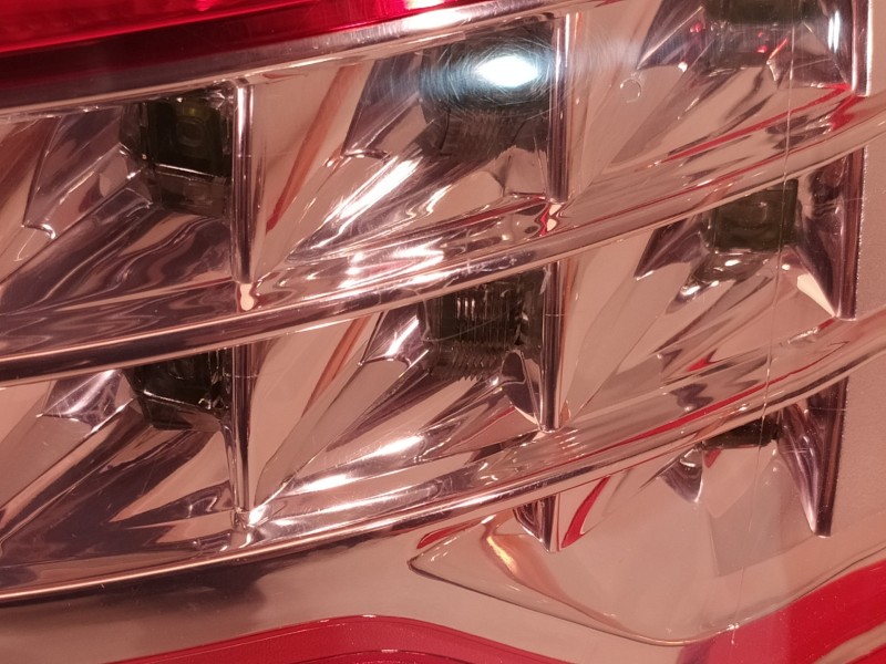 Recambio de piloto trasero derecho para citroën c5 berlina exclusive referencia OEM IAM VP8X7X13404A 79998D 9681063680