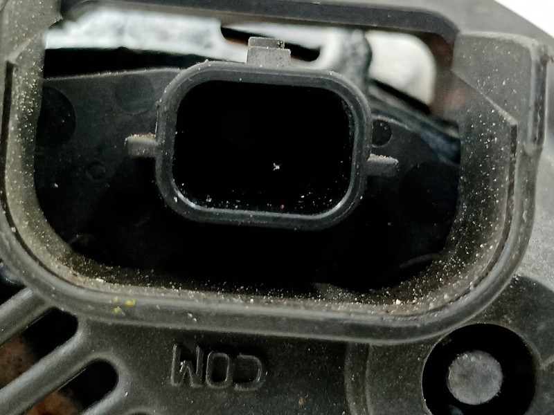 Recambio de alternador para dacia sandero comfort referencia OEM IAM 231004719R  