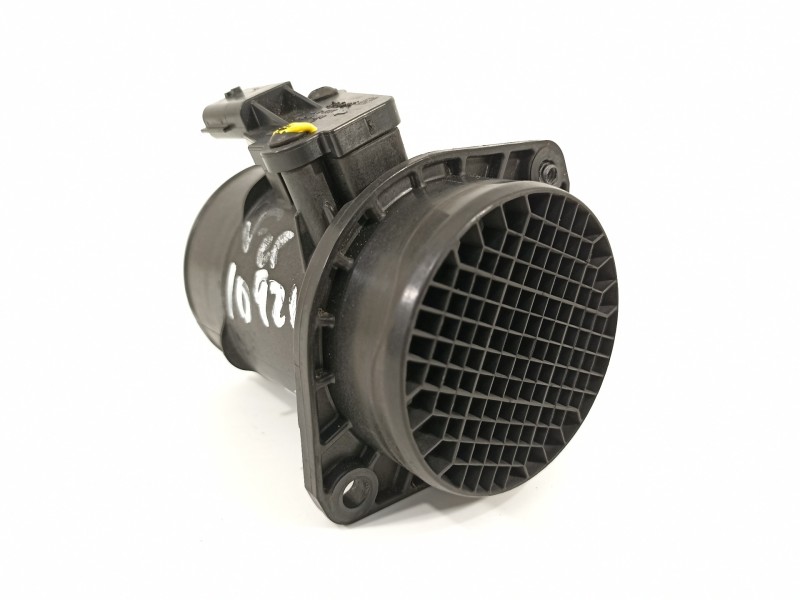 Recambio de caudalimetro para dacia sandero comfort referencia OEM IAM 226802715R  
