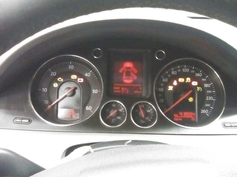 Recambio de cuadro instrumentos para volkswagen passat variant (3c5) sportline referencia OEM IAM A2C53106067  