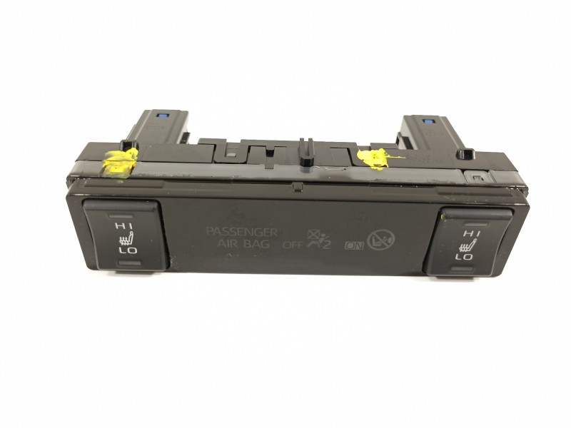 Recambio de pantalla multifuncion para toyota rav 4 advance hybrid referencia OEM IAM 8395042540  