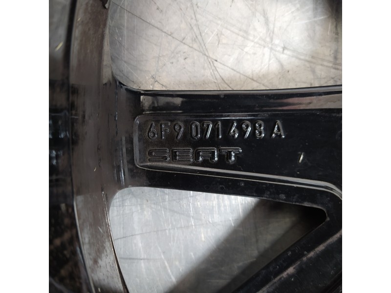 Recambio de llanta para seat arona fr referencia OEM IAM 6F9071498A  
