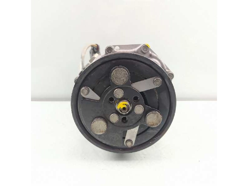 Recambio de compresor aire acondicionado para volkswagen caddy ka/kb (2k) kombi referencia OEM IAM 7H0820803D  