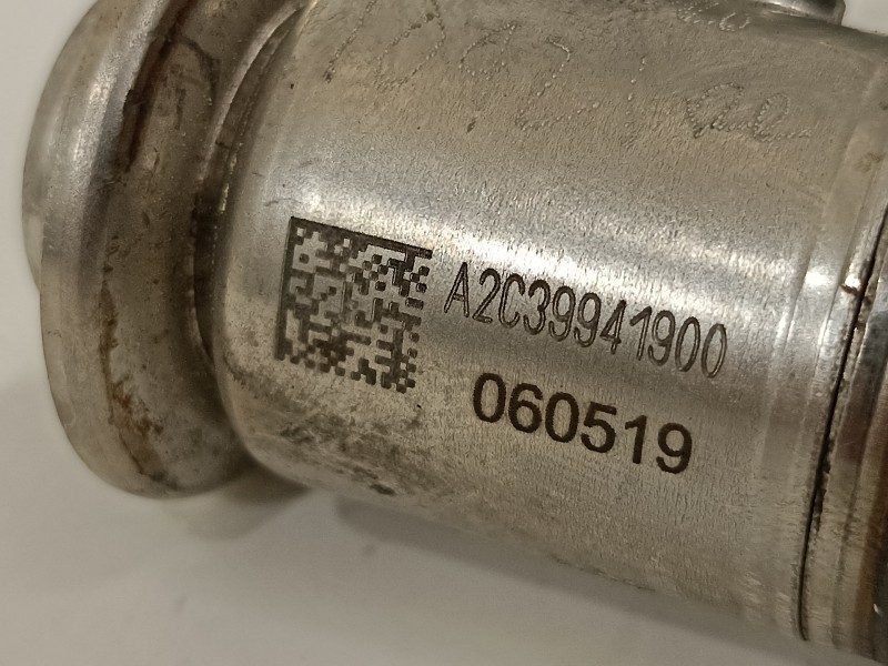 Recambio de inyector para dacia sandero comfort referencia OEM IAM 208995377R  