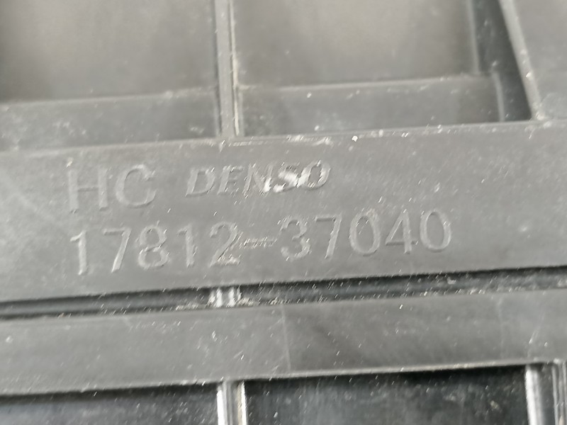 Recambio de filtro aire para toyota rav 4 advance hybrid referencia OEM IAM 1781237040  