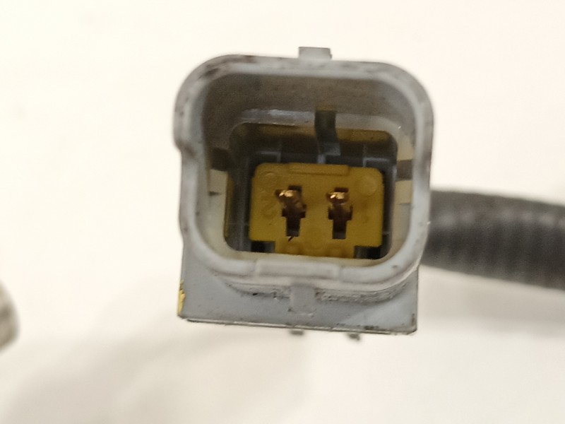 Recambio de inyector para dacia sandero comfort referencia OEM IAM 208995377R  