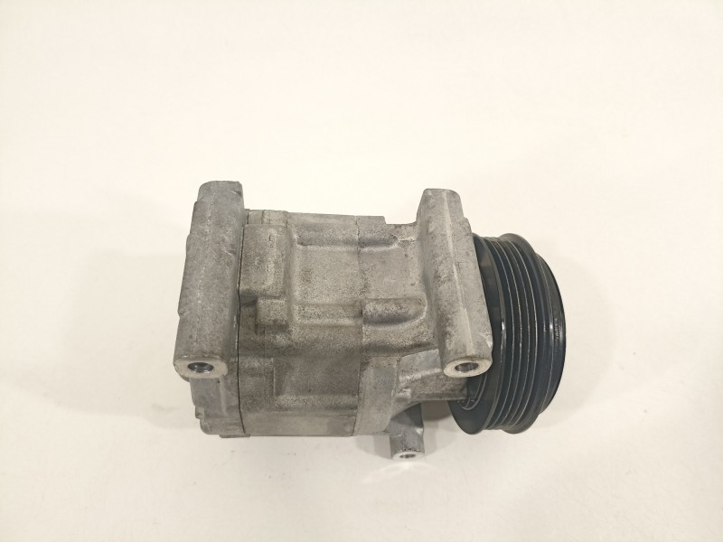 Recambio de compresor aire acondicionado para fiat 500 abarth referencia OEM IAM 51747318  