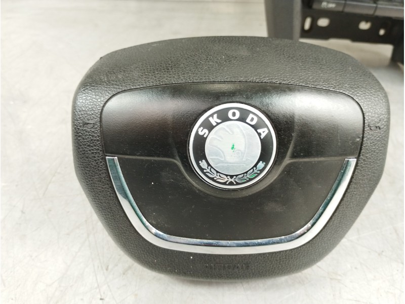 Recambio de kit airbag para skoda octavia berlina (1z3) family referencia OEM IAM 1Z1857007 1K0909605T 1Z0880201