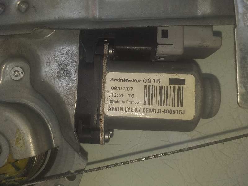 Recambio de elevalunas delantero izquierdo para peugeot 207 gt referencia OEM IAM 9221FS  