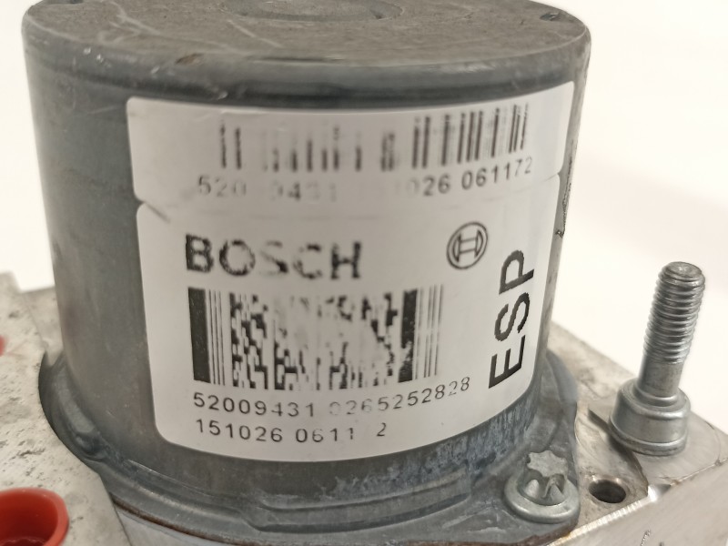 Recambio de abs para fiat 500 abarth referencia OEM IAM 52009431 0265252828 