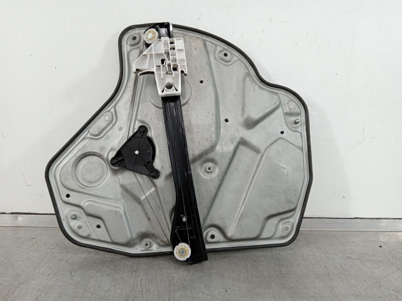 Recambio de elevalunas trasero derecho para skoda octavia berlina (1z3) family referencia OEM IAM 5K0959704A  