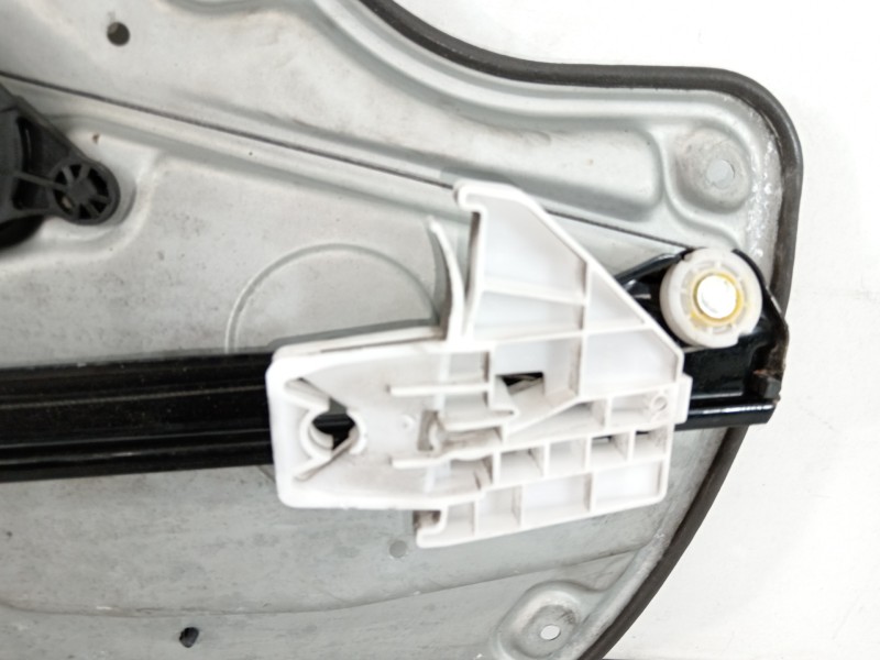 Recambio de elevalunas trasero derecho para skoda octavia berlina (1z3) family referencia OEM IAM 5K0959704A  