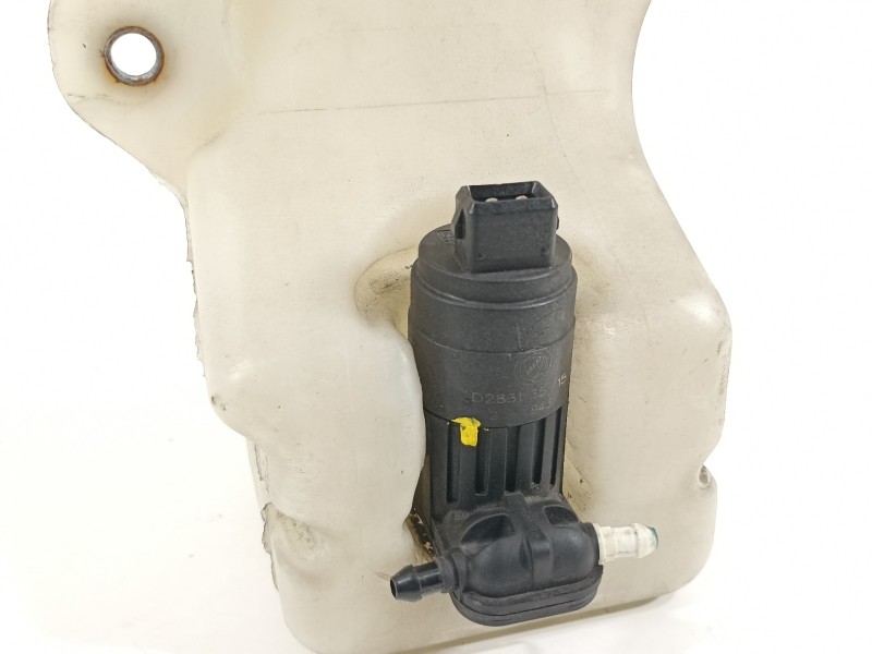 Recambio de deposito limpia para fiat 500 abarth referencia OEM IAM 52109341 71740942 