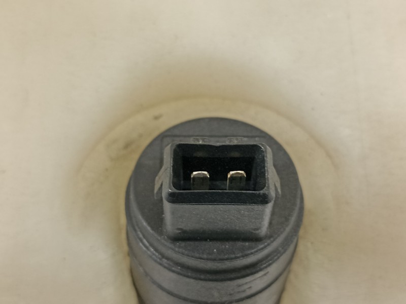 Recambio de deposito limpia para fiat 500 abarth referencia OEM IAM 52109341 71740942 