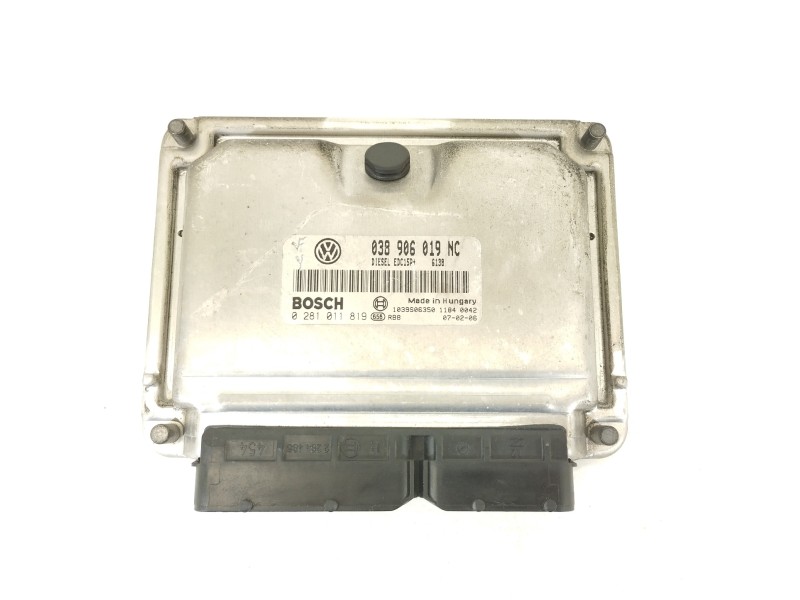 Recambio de centralita motor uce para volkswagen polo (9n3) 1.9 tdi referencia OEM IAM 038906019NC 0281011819 