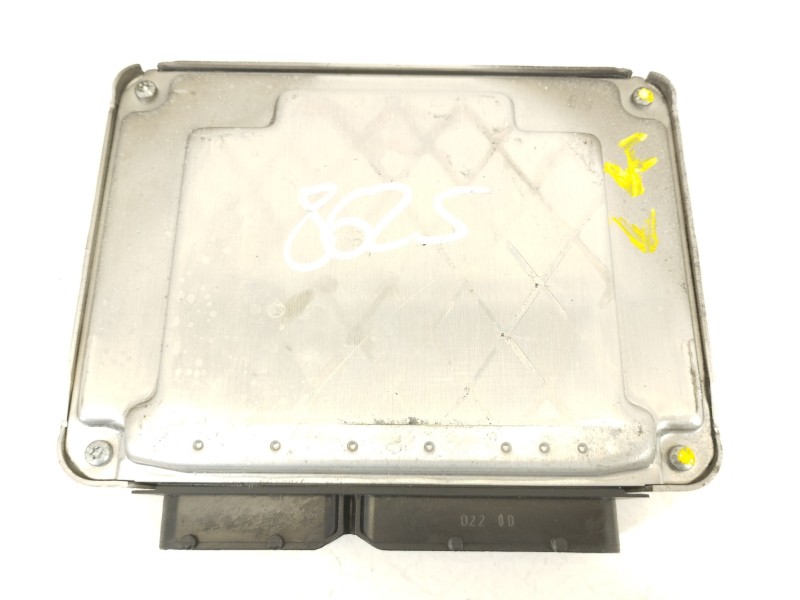Recambio de centralita motor uce para volkswagen polo (9n3) 1.9 tdi referencia OEM IAM 038906019NC 0281011819 